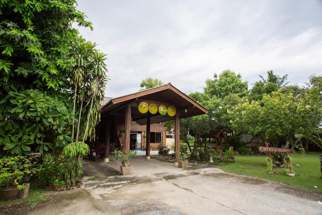 Oyo 909 Guiding Star Resort Chiang Mai Exterior foto