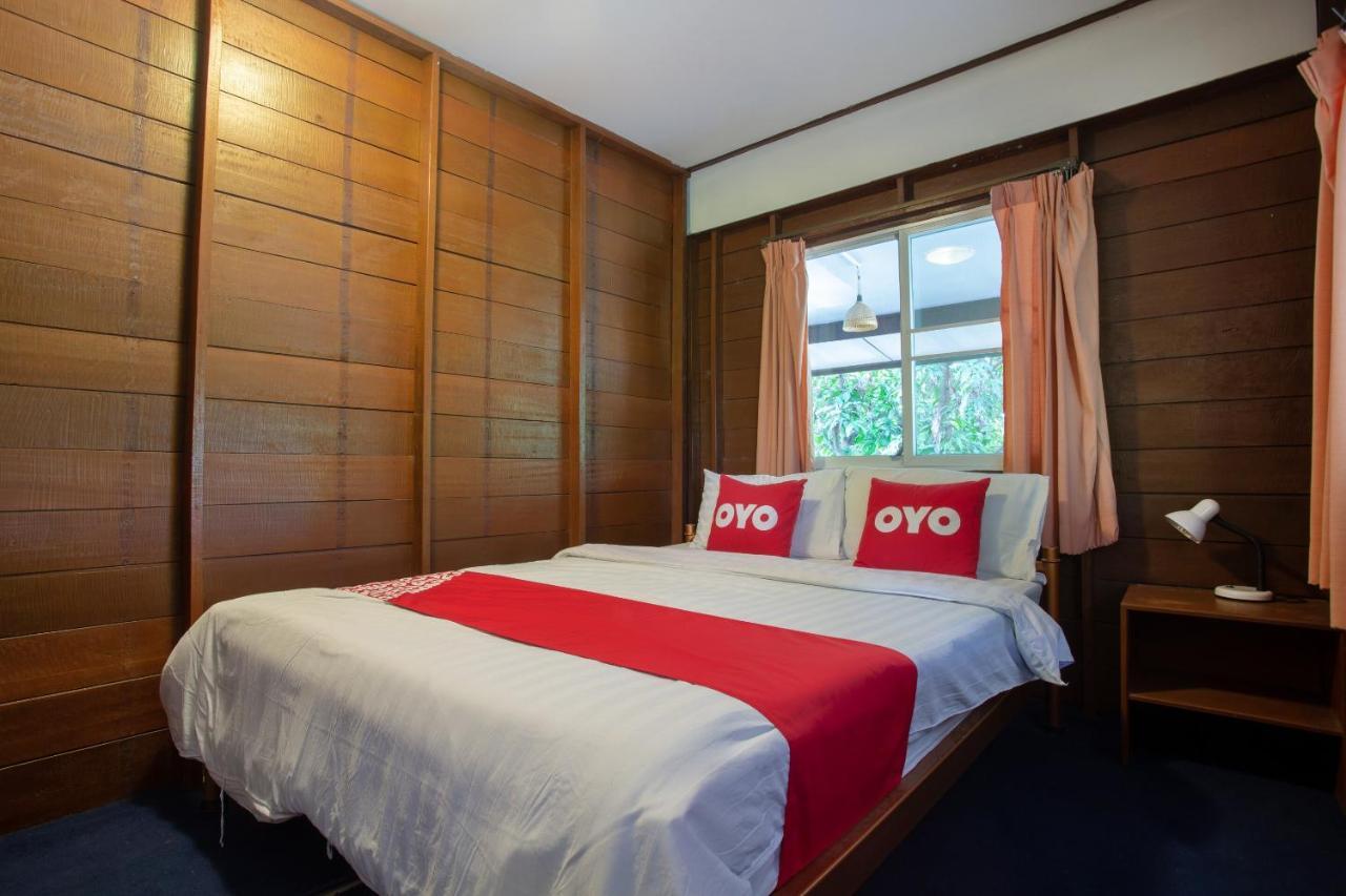 Oyo 909 Guiding Star Resort Chiang Mai Exterior foto