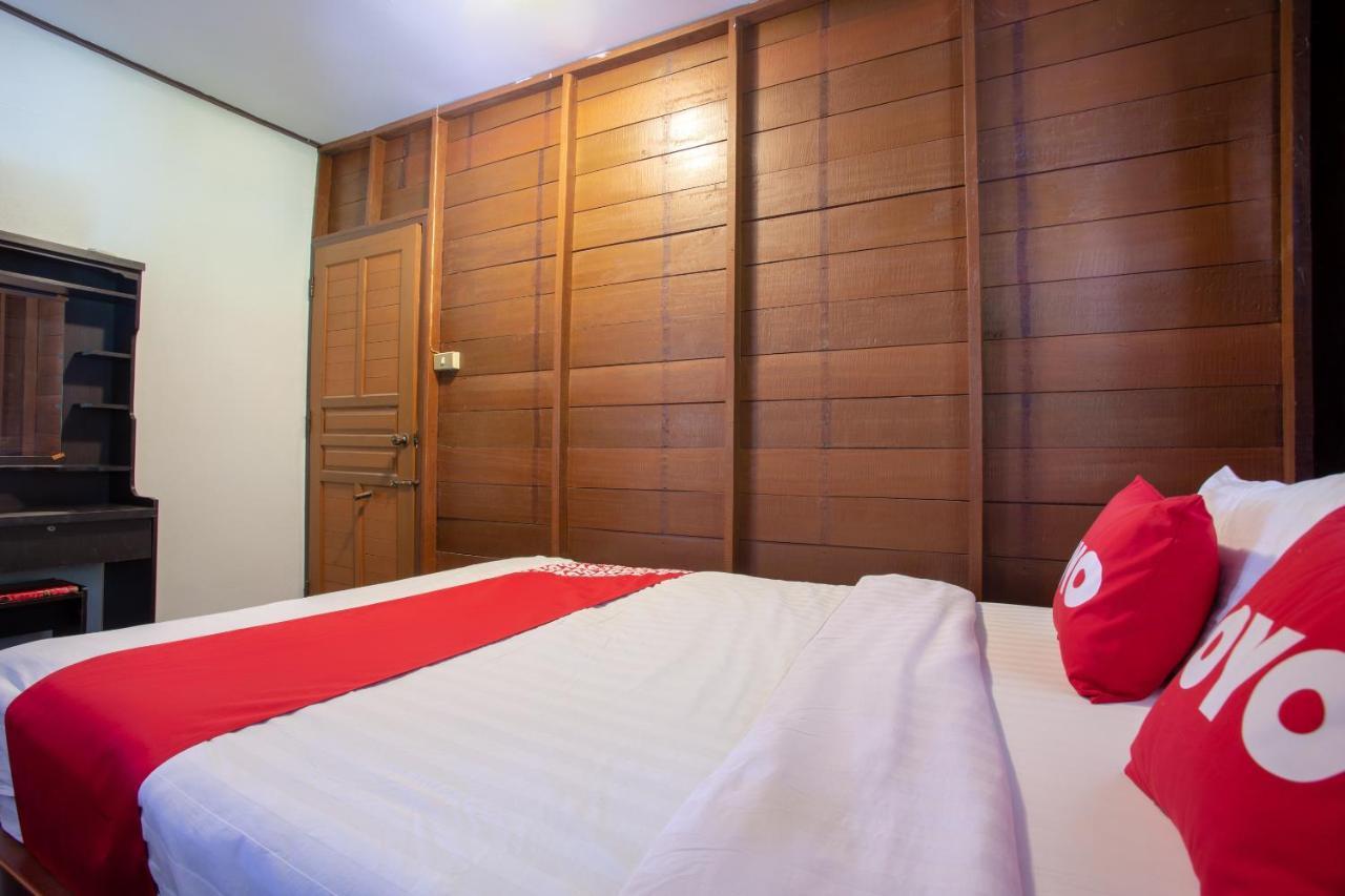 Oyo 909 Guiding Star Resort Chiang Mai Exterior foto
